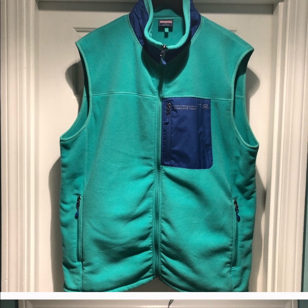 COPY - Vineyard Vines vest xl